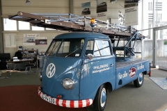 Ok, so this one isn't actually in the Bughaus workshop. This fine split pickup ladder  truck was spotted on our travels in Germany